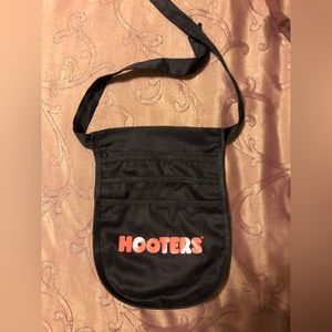 Black Hooters Pouch